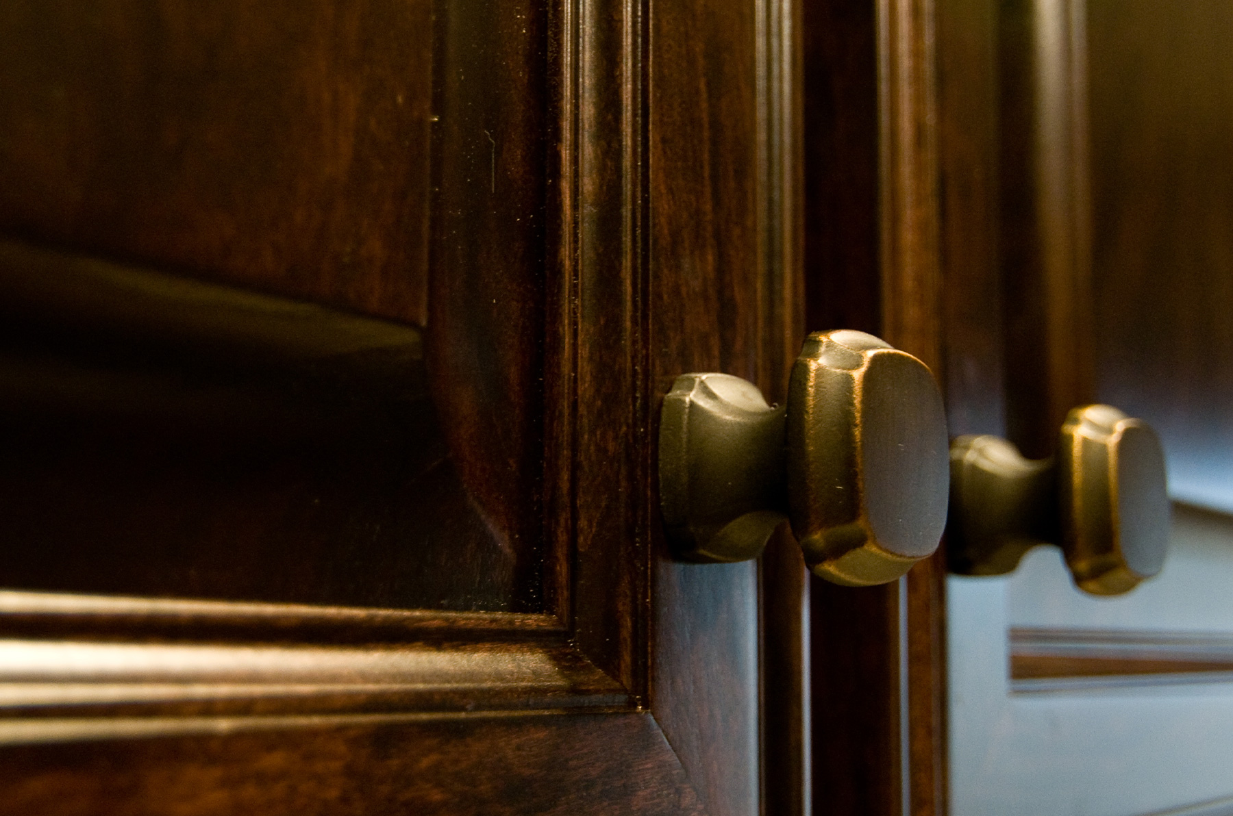 Close Up Door Pull by Country Cabinets